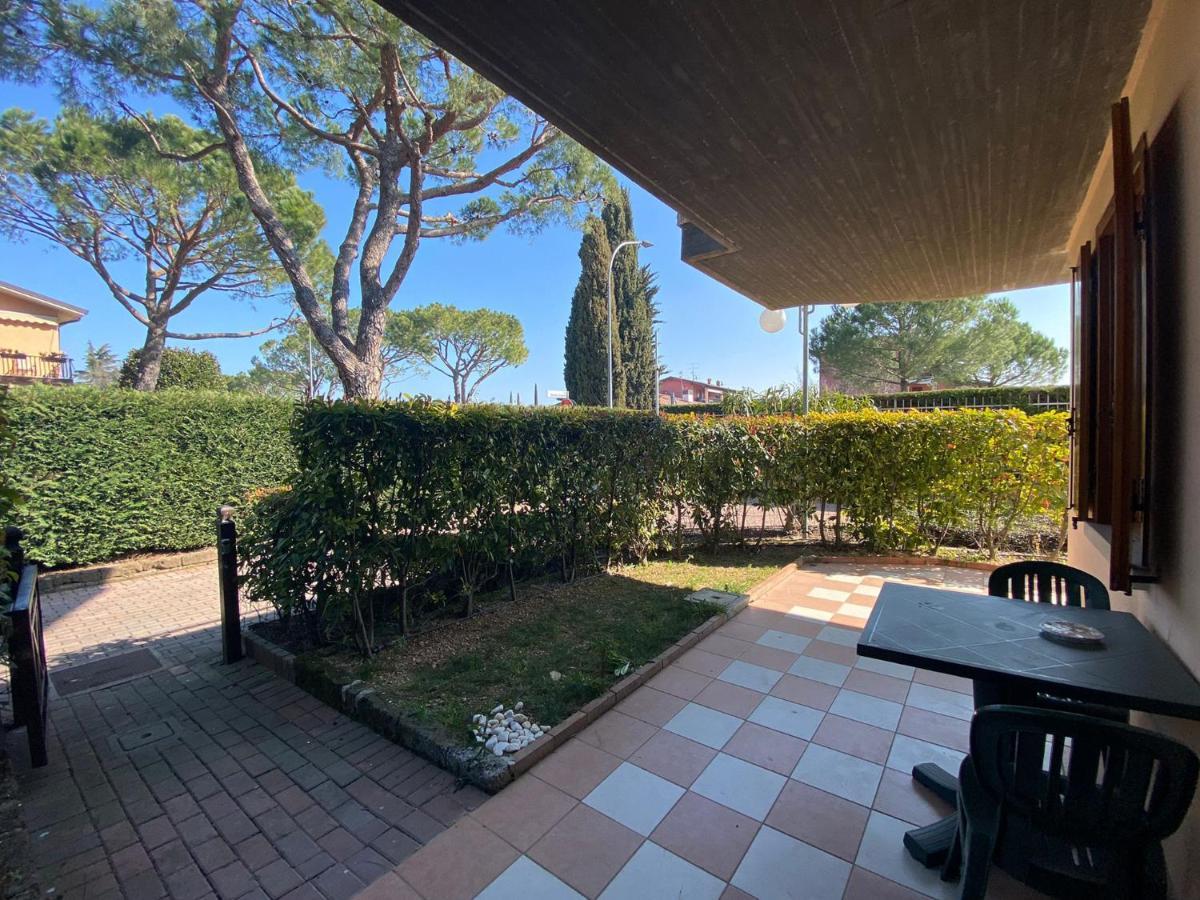 Apartment With Garden And Grill - Green Residence Sirmione Desenzano del Garda Dış mekan fotoğraf