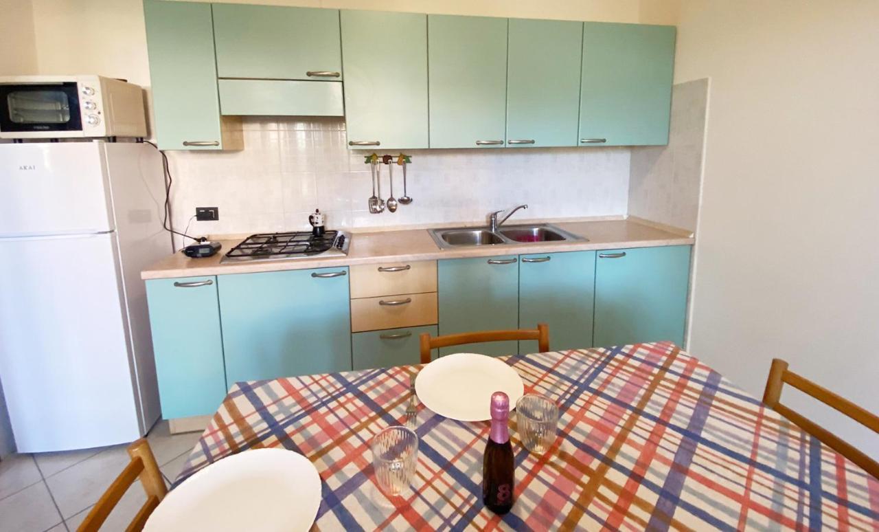 Apartment With Garden And Grill - Green Residence Sirmione Desenzano del Garda Dış mekan fotoğraf