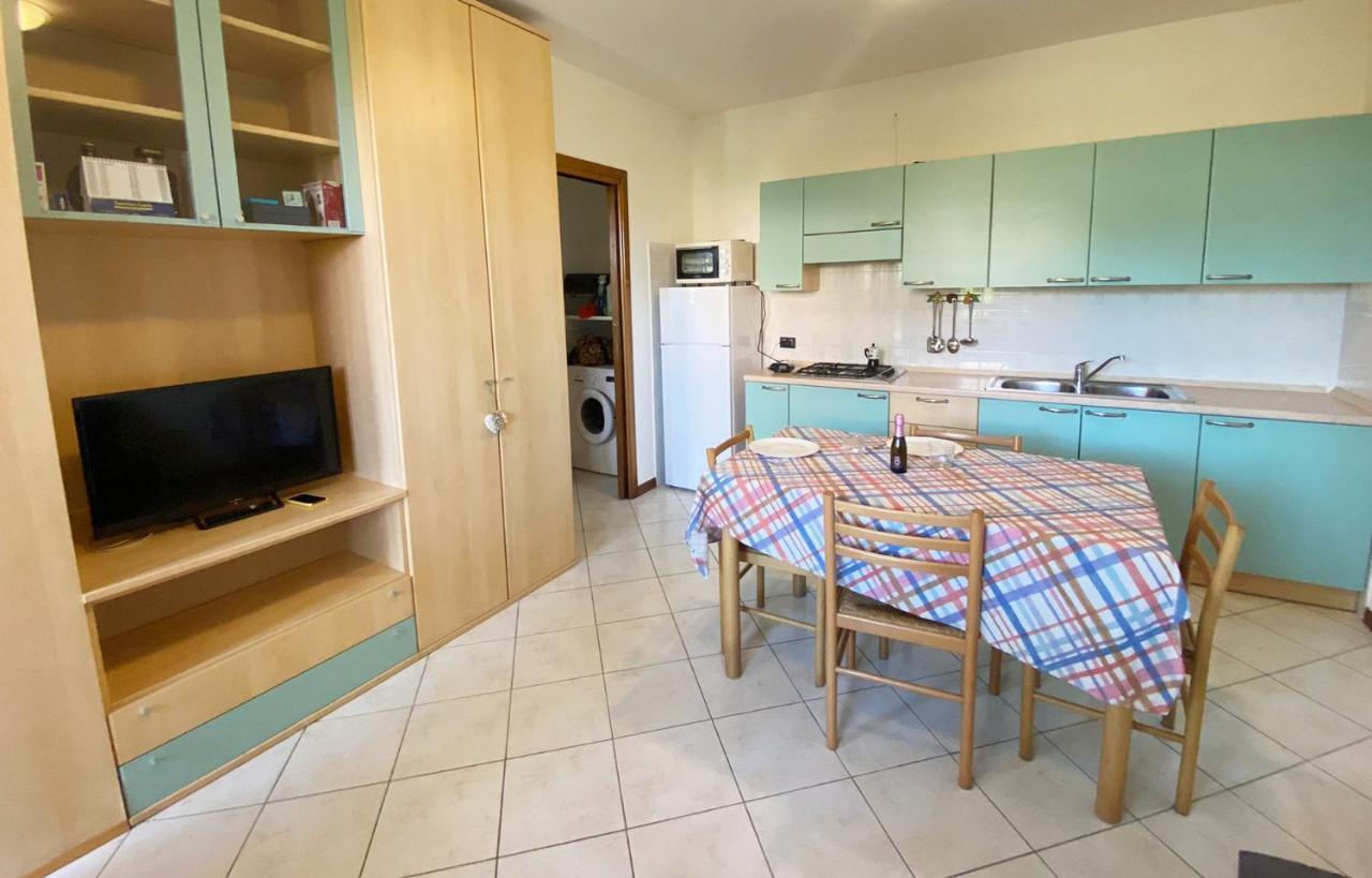 Apartment With Garden And Grill - Green Residence Sirmione Desenzano del Garda Dış mekan fotoğraf